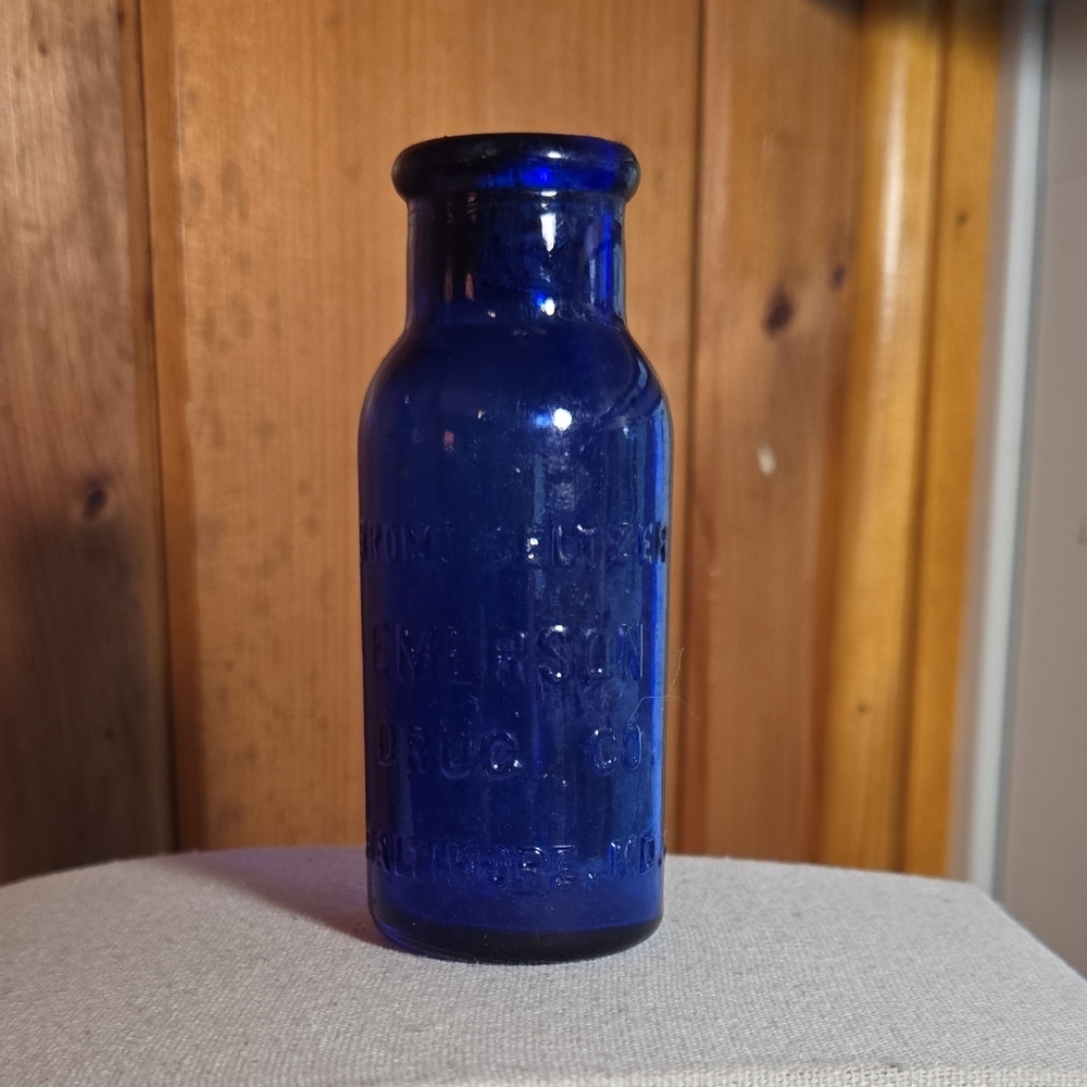 Vintage Bromo-Seltzer Cobalt Blue Bottle